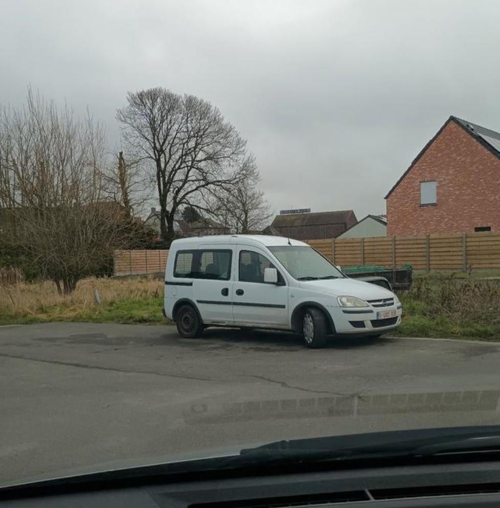 Opel combo, Ophalen