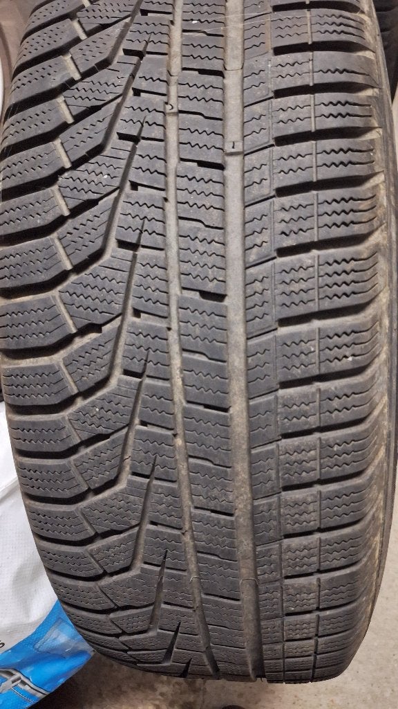 Pneus d'hiver, Autos : Pièces & Accessoires, Pneus et Jantes, Pneus hiver, Véhicule de tourisme, 17 pouces
