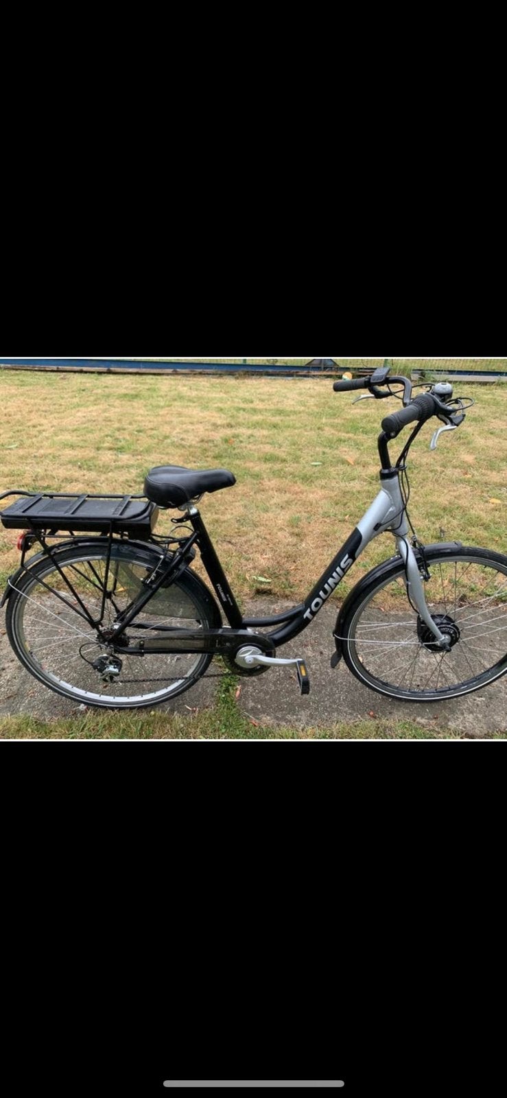 Tounıs  E Bike fiets  met Oplader, Fietsen en Brommers, Elektrische fietsen, Ophalen, Zo goed als nieuw