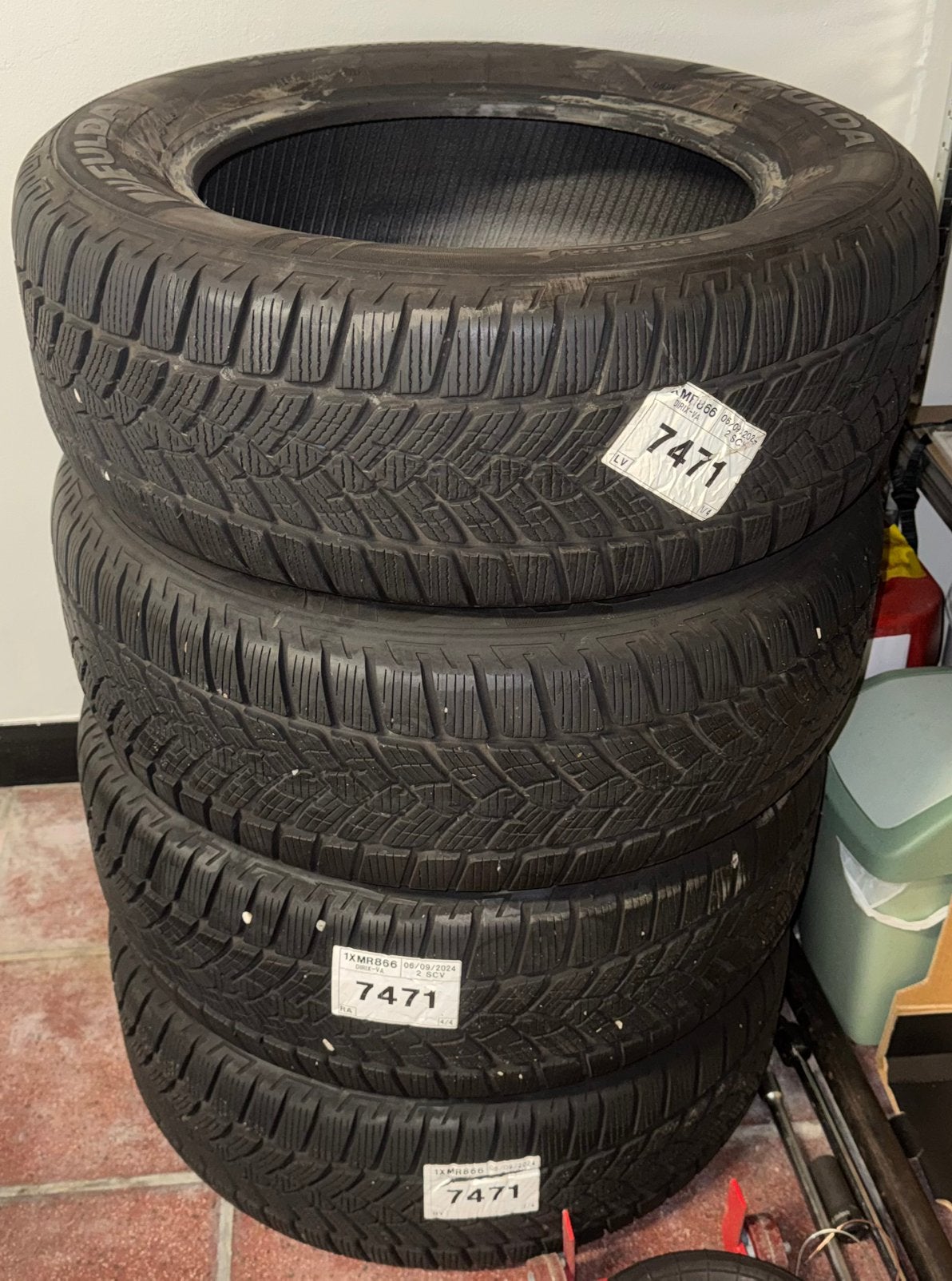 SET WINTERBANDEN FULDA 235/60 R17 102 H, Auto-onderdelen, Ophalen, Winterbanden