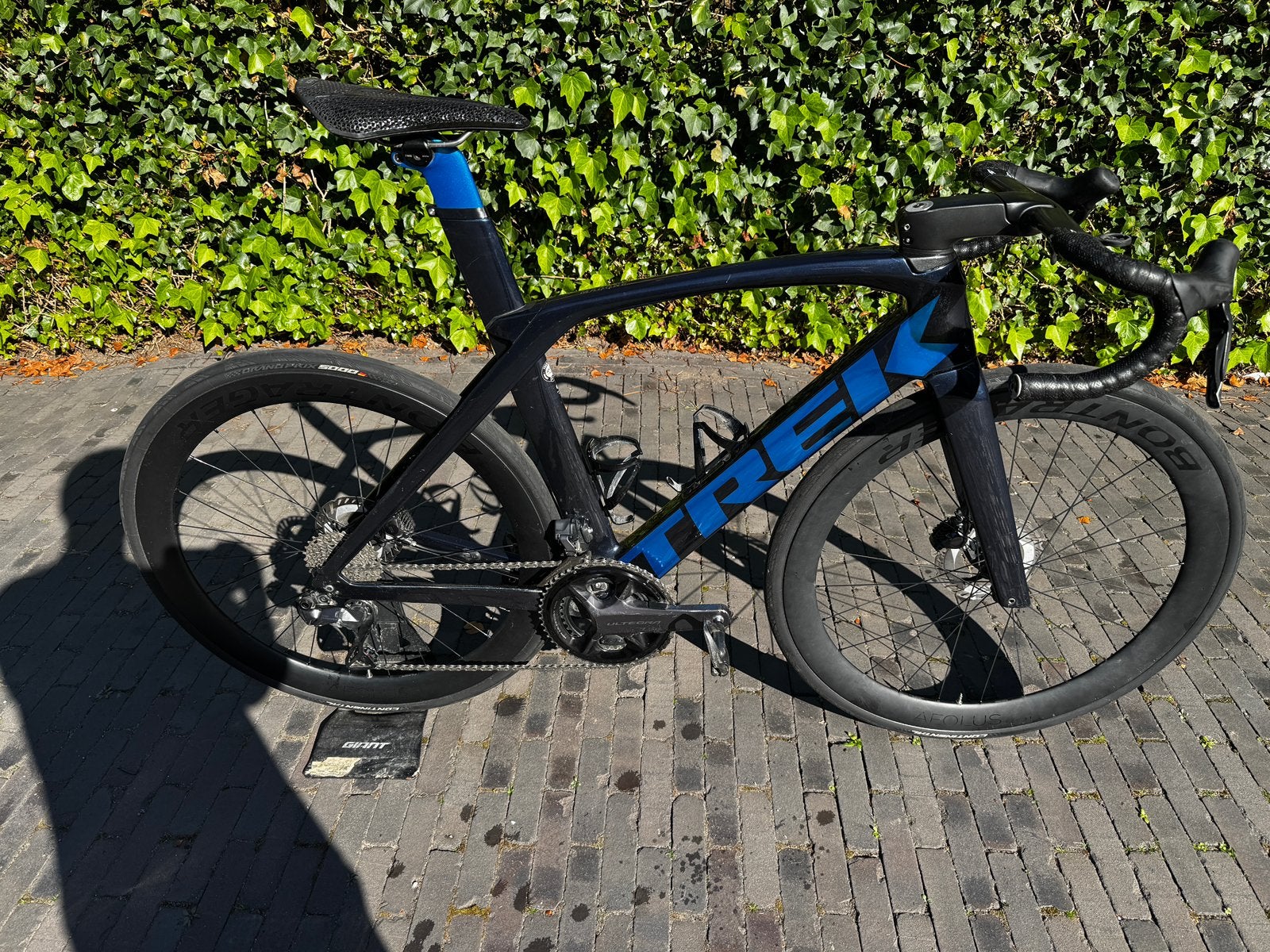 Trek madone, Fietsen en Brommers, Ophalen, Zo goed als nieuw, Carbon