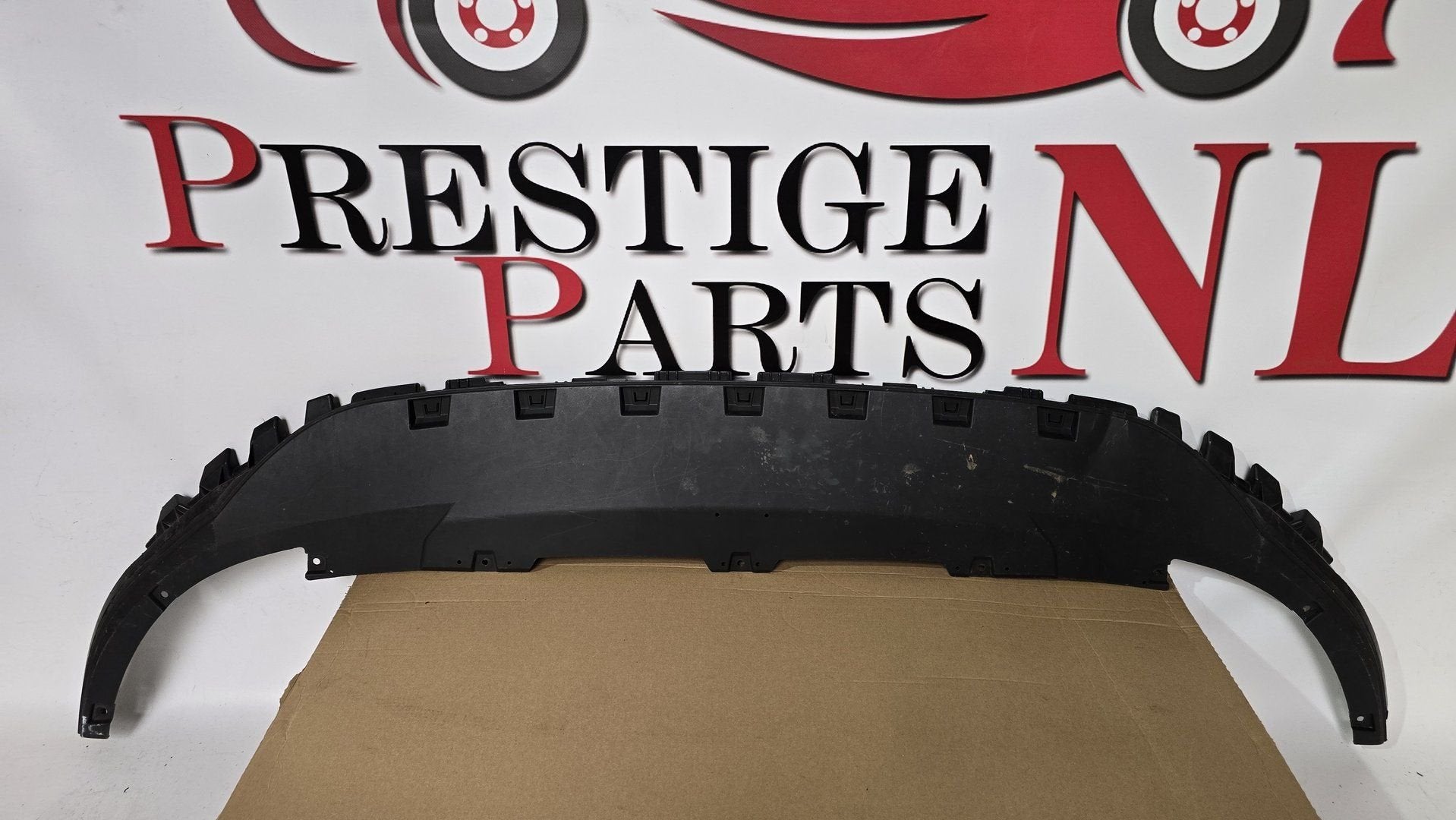 VW Golf 8 VIII Onderplaat Voorbumper Bodemplaat 5H0805915A, Auto-onderdelen, Gebruikt, -, Voor, -