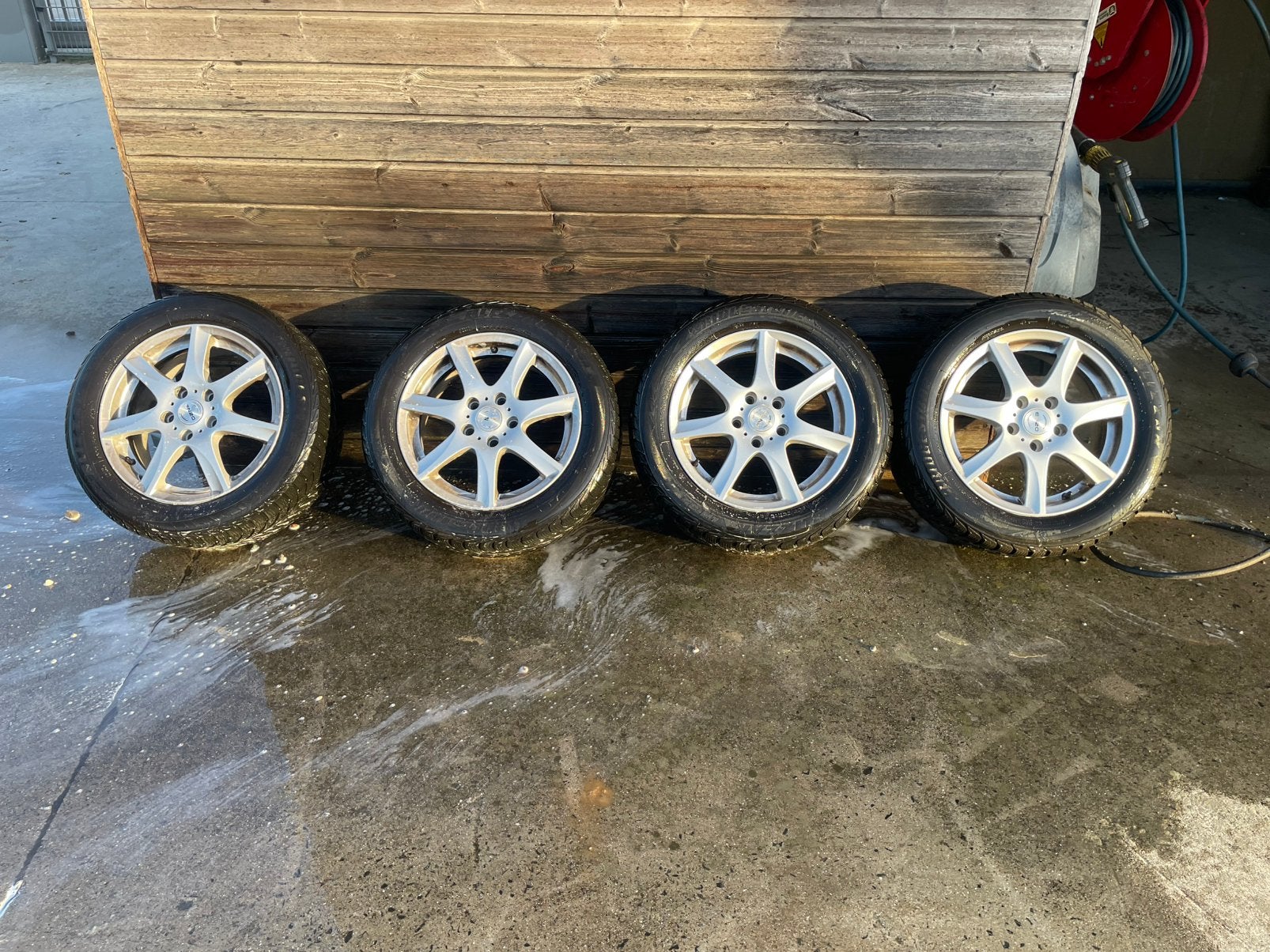 Velgen met winterbanden mercedes a klasse, Auto-onderdelen, Ophalen, Winterbanden, Velg(en)
