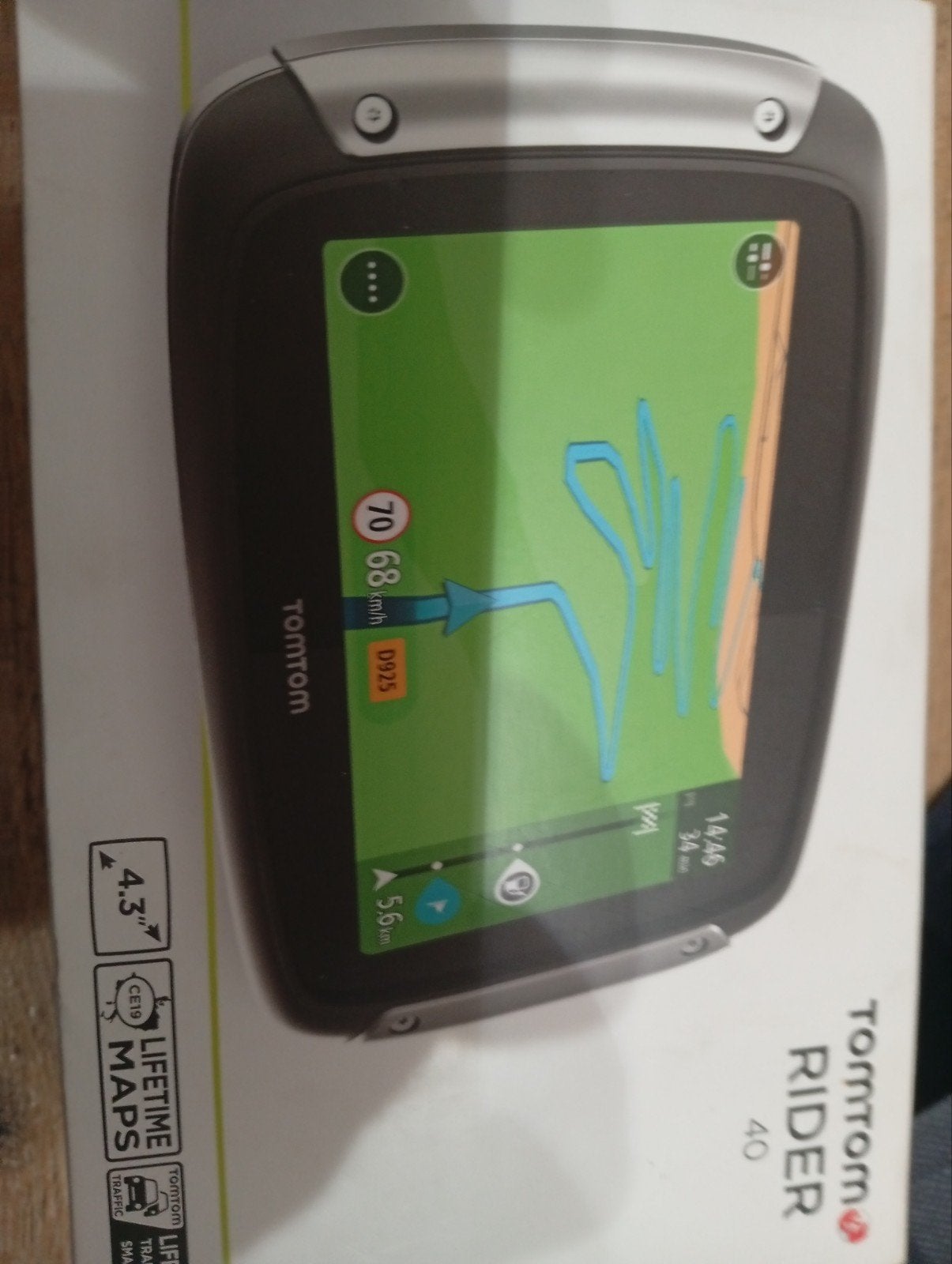 tomtom Rider 40, Motoren, Ophalen