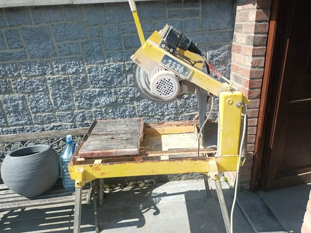 Scie a eaux, Bricolage & Construction, 1200 watts ou plus, 70 mm ou plus, Enlèvement, Utilisé