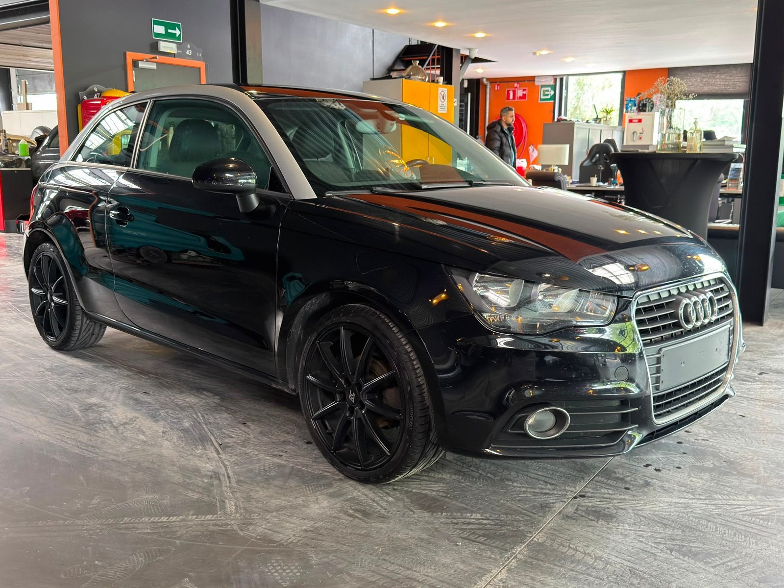 AUDI A1 ESSENCE 1.2 TFSI AMBITION/12 MOIS DE GARANTIE, Voorwielaandrijving, Stof, A1, 63 kW