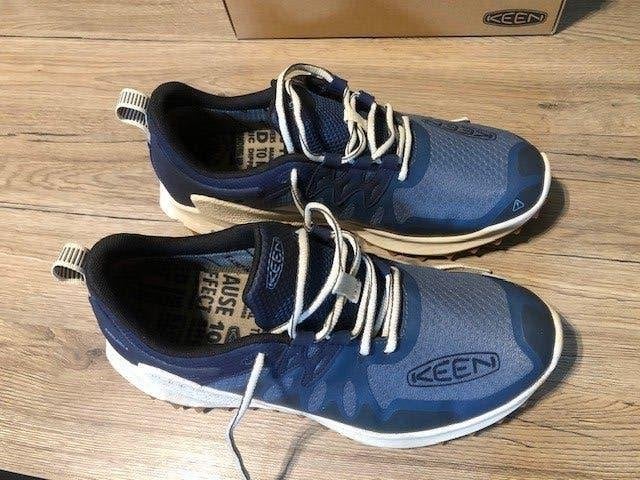 M43 Heren Keen Zionic sportieve splinternieuwe schoenen., Ophalen of Verzenden, Nieuw, Blauw
