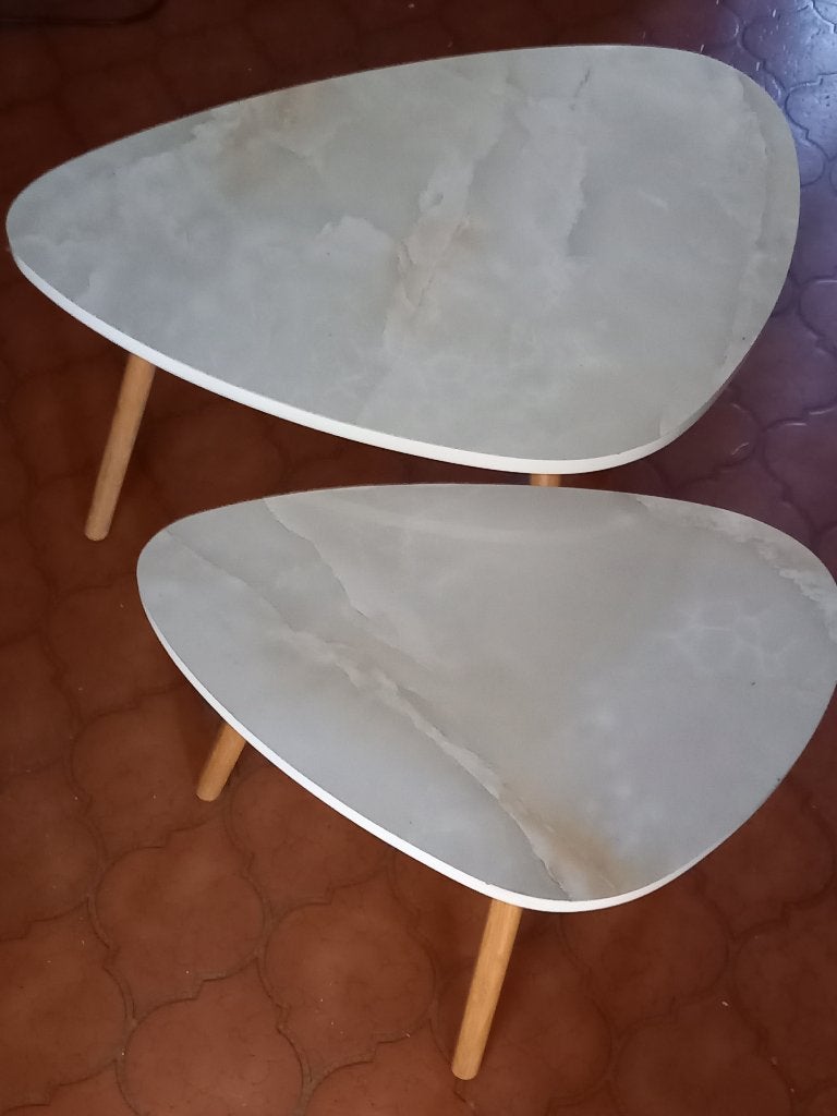 2 tables gigogne effet marbre, Enlèvement, Utilisé