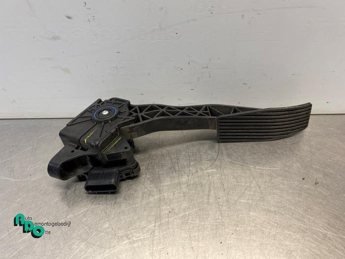 Gaspedaal van een Opel Meriva (Meriva B 10-), Gebruikt, -, -, Opel