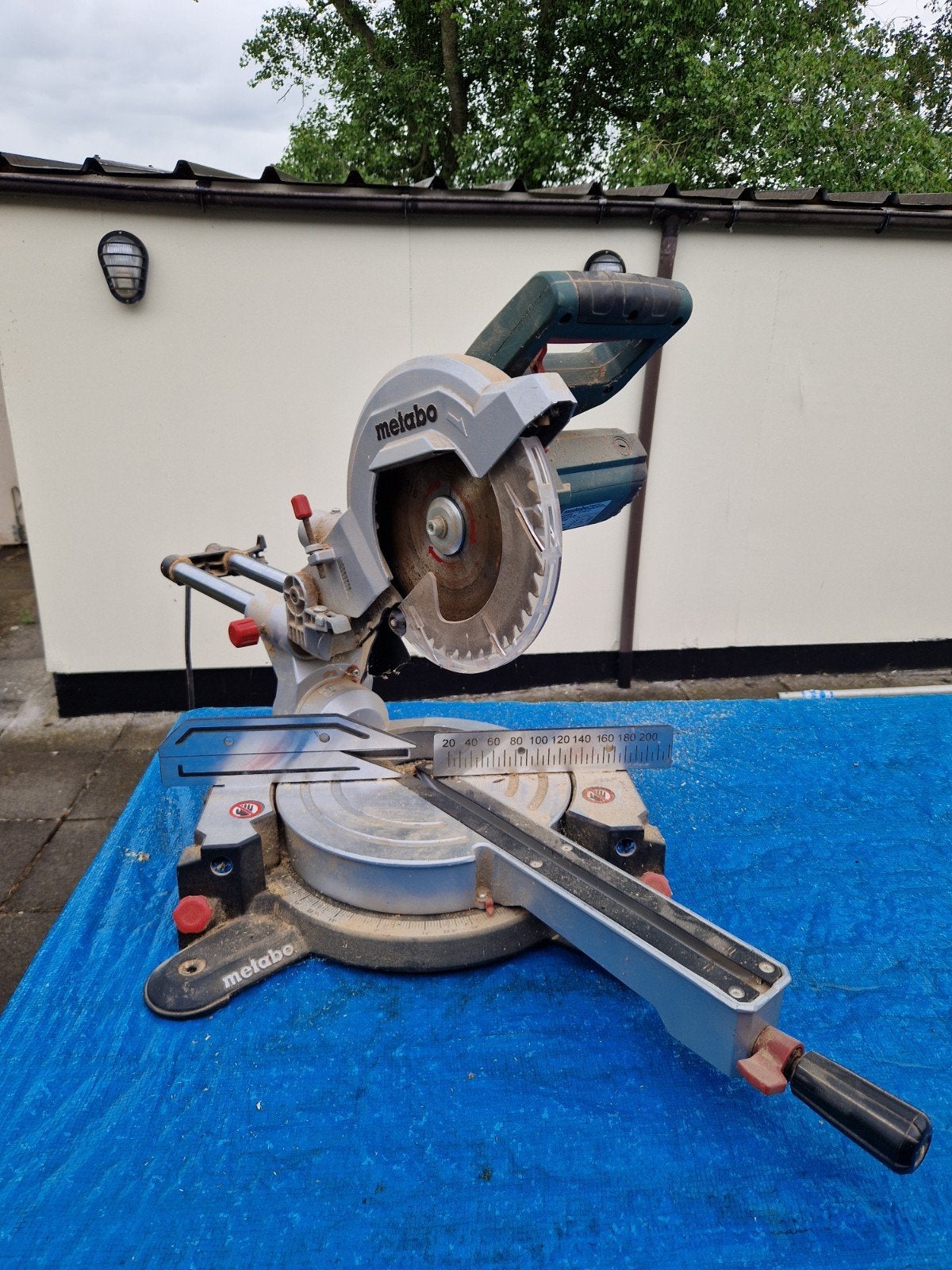 Metabo afkortzaag, Bricolage & Construction, Outillage | Scies mécaniques, Enlèvement, Scie à onglet