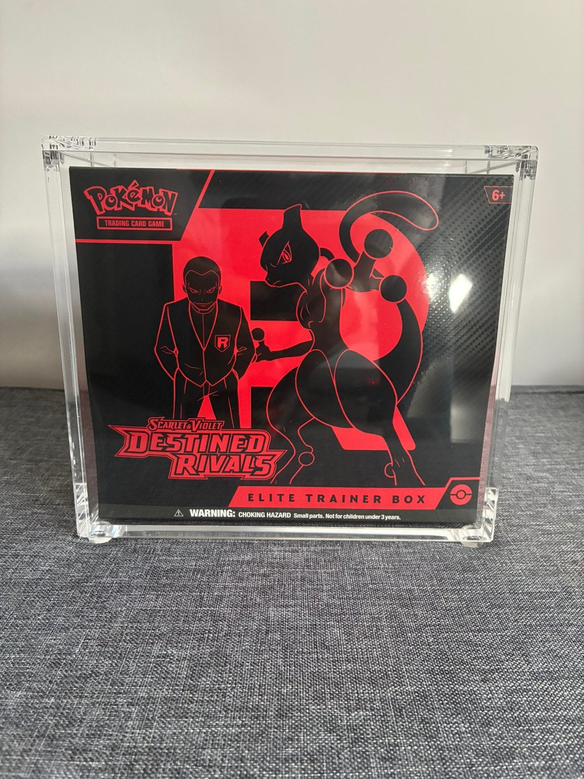 Destined Rivals ETB + acryl, Ophalen of Verzenden, Zo goed als nieuw