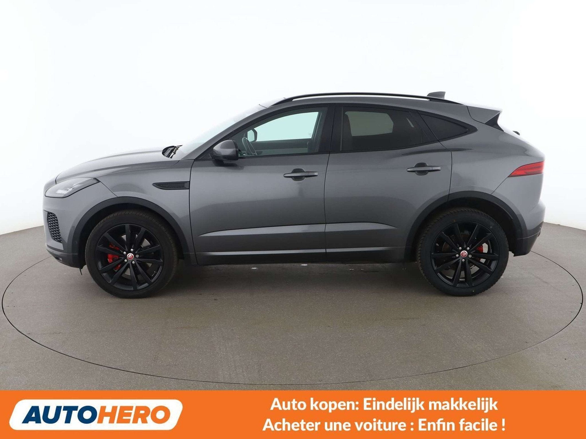 Jaguar E-Pace P250 R-Dynamic SE AWD (automatique), Autos, Jaguar, Cuir, Argent ou Gris, Euro 6, https://public.car-pass.be/vhr/e789ac8d-5a58-4b96-85ee-ece2f974b2df