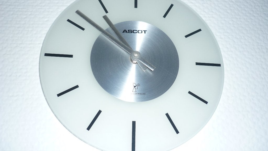 Wandklok in glas, Wandklok, Analoog, Werkt op batterijen, Ophalen of Verzenden