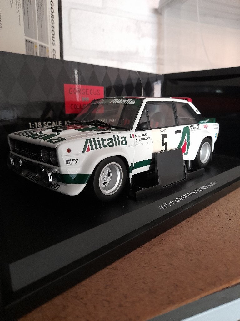 KYOSHO FIAT 131 ABARHT RALLY ITALIA 1/18, Hobby & Loisirs créatifs, Enlèvement ou Envoi, Comme neuf, Voiture, Kyosho