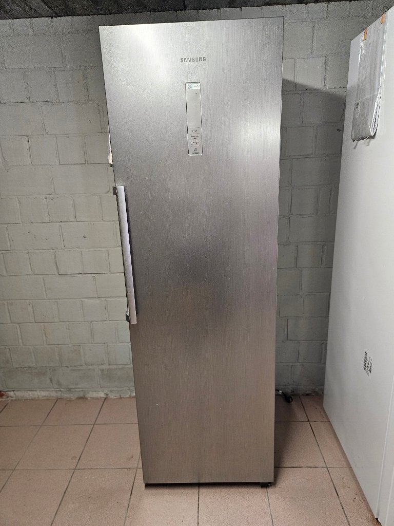Diepvries Samsung, Elektronische apparatuur, 160 cm of meer, Zo goed als nieuw, Vrijstaand, Ophalen