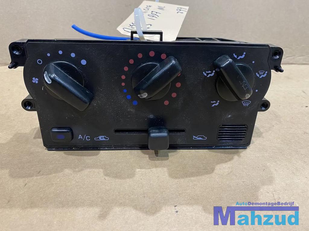 NISSAN MICRA 2 K11 kachel bedieningspaneel 93-02 7040030720, Auto-onderdelen, Interieur en Bekleding, Nissan, Gebruikt