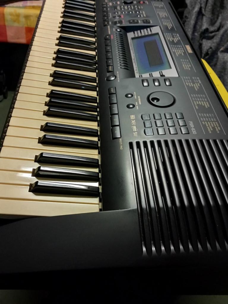 Synthé Yamaha Psr630, Muziek en Instrumenten, Keyboards, Ophalen of Verzenden, 61 toetsen, Yamaha