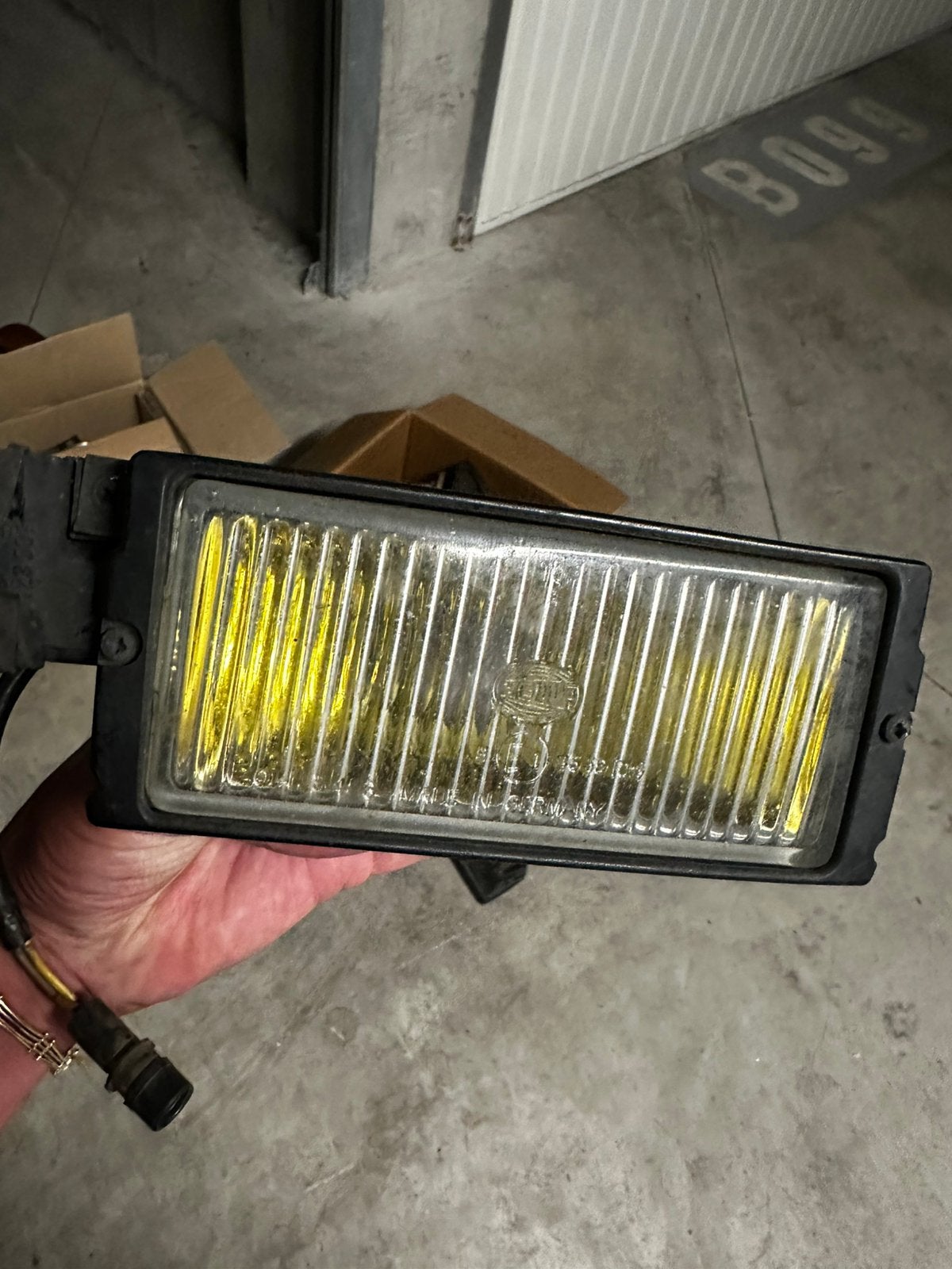 Antibrouillards bmw e30 e24 e28 e23 hella jaune, Enlèvement ou Envoi, Utilisé, BMW
