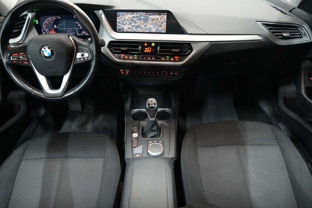 BMW 116 d Pano Dak Camera CarPlay LED Garantie, Auto's, BMW, Gebruikt, https://public.car-pass.be/vhr/08bbe171-9685-4ea1-910c-7708b33aed0e