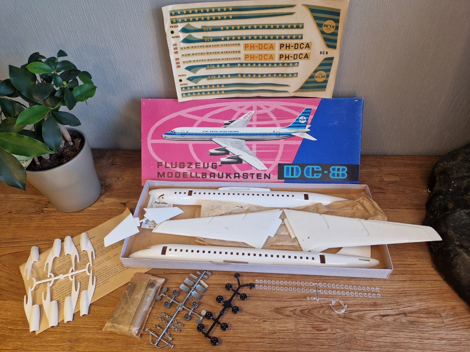 "Zeldzame VEB Plasticart DC-8 bouwdoos (1969) KLM, Hobby en Vrije tijd, Ophalen