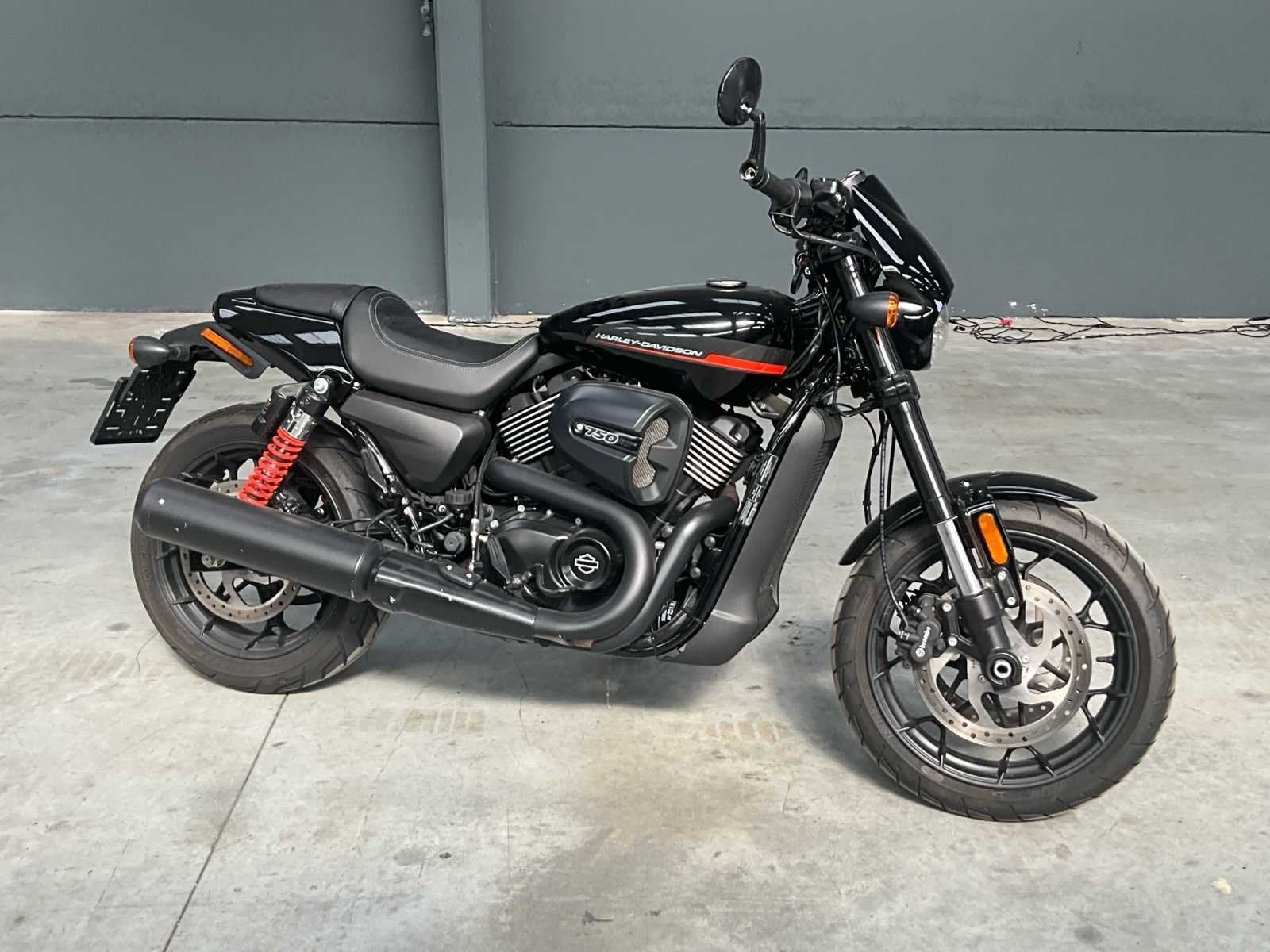 Harley-Davidson Street Rod, Motos, Entreprise, Autre