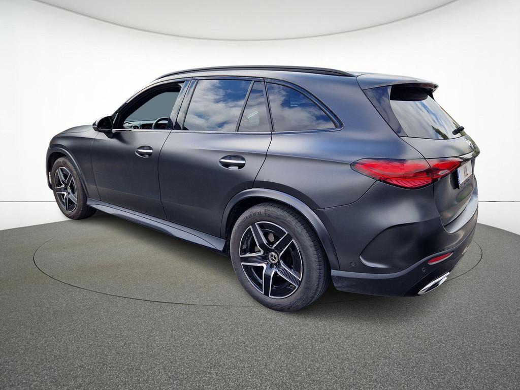 Mercedes-Benz GLC 220 d 4M AMG Line + DIGITAL LIGHT + LEDER, Auto's, Automaat, 197 pk, Zwart, 4 cilinders