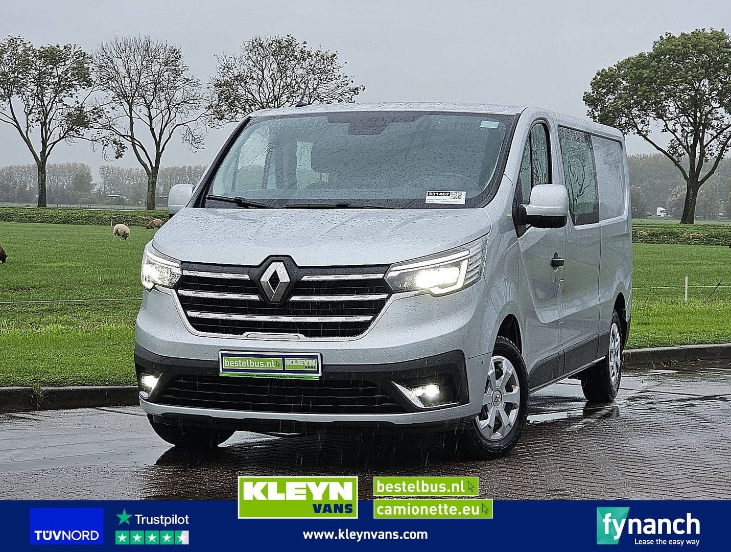 Renault TRAFIC 2.0 DCI L2H1, dubbele cabine, airco, navi, pd, Parkeercamera, Renault, Bedrijf, Zilver of Grijs