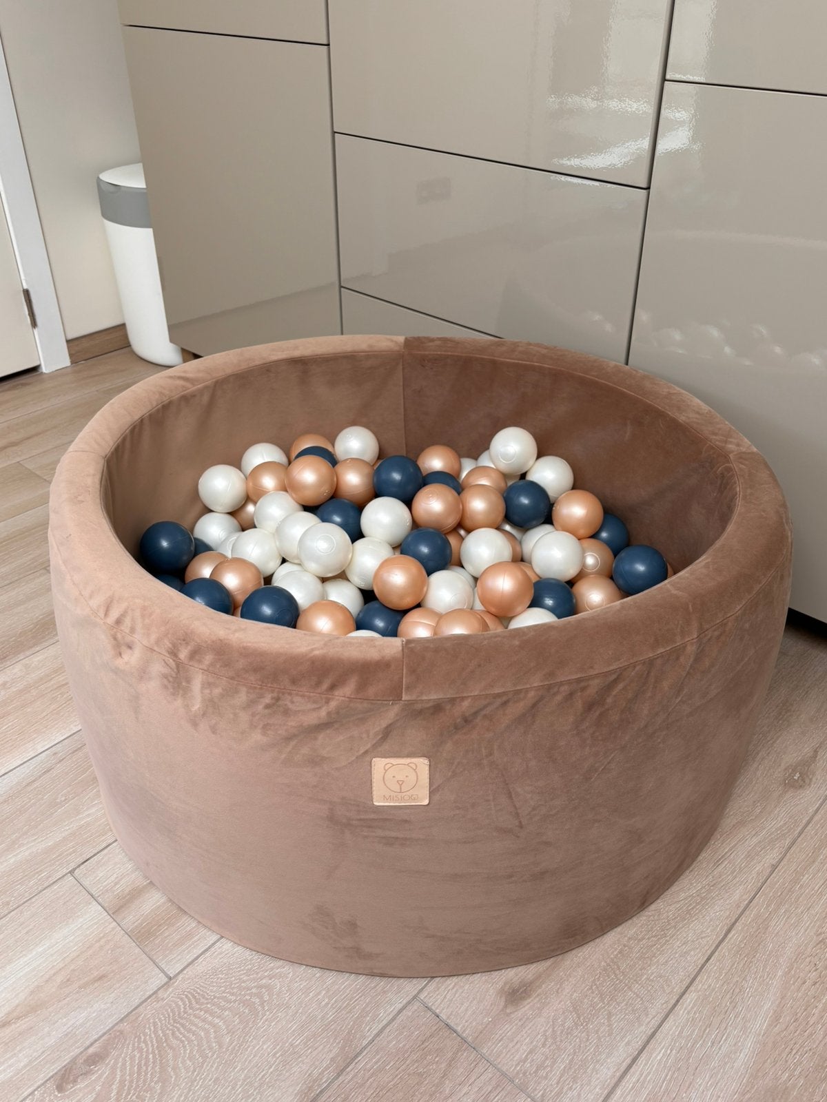 Piscine à balles Misoo avec mélange de balles, Enlèvement, Utilisé, Garçon ou Fille