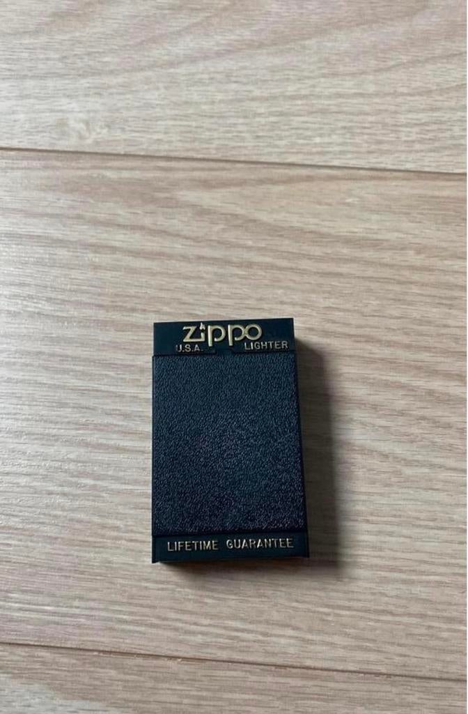Zippo origineel messing — Amerikaans model, Ophalen of Verzenden, Zo goed als nieuw