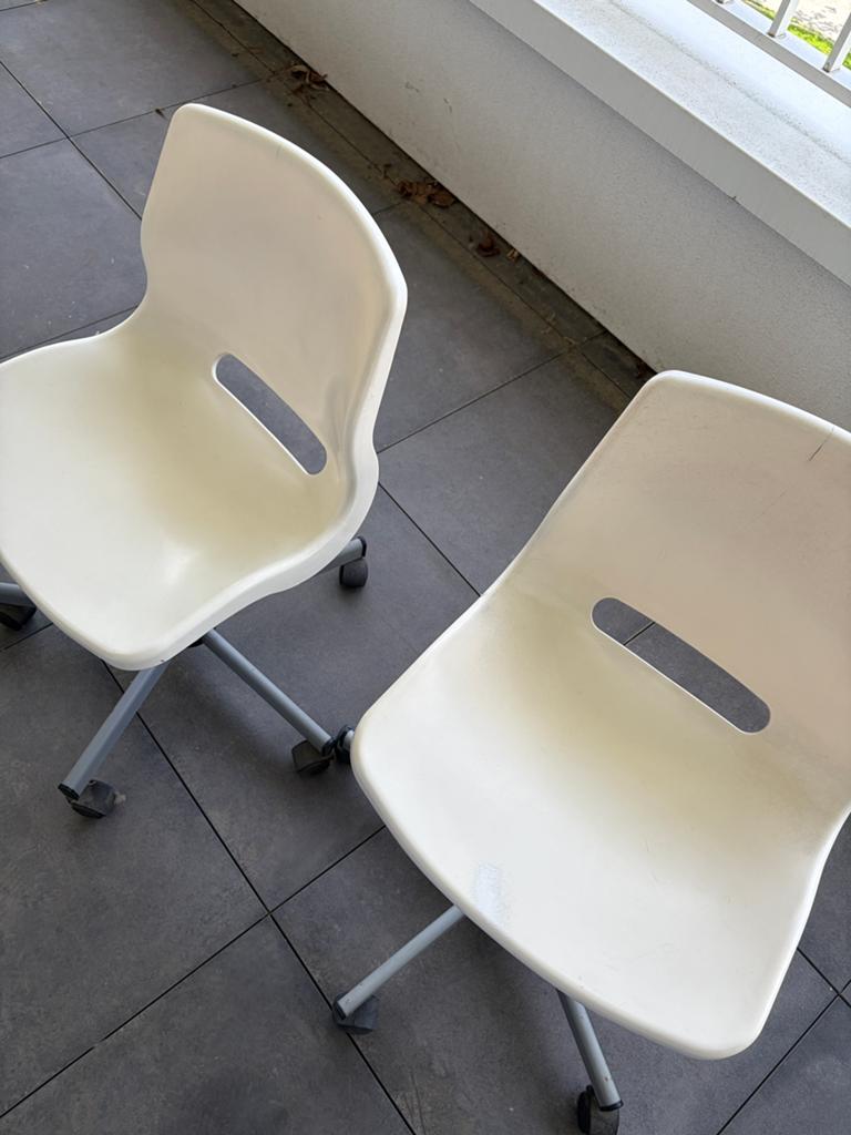Chaises de bureau blanche ( 2 ), Maison & Meubles, Chaises de bureau, Utilisé, Chaise de bureau, Blanc, Enlèvement