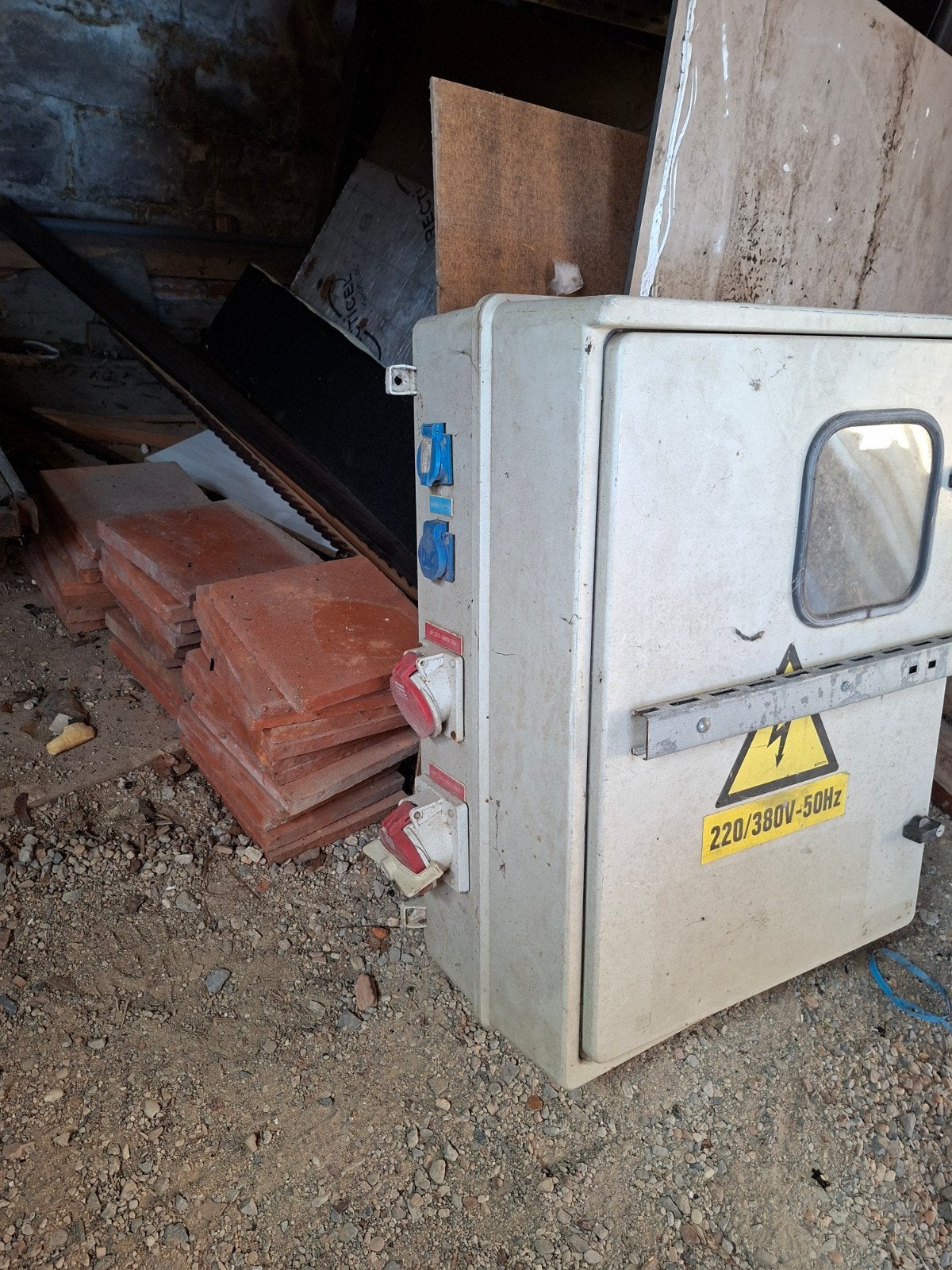 werfkast, Doe-het-zelf en Bouw, Ophalen