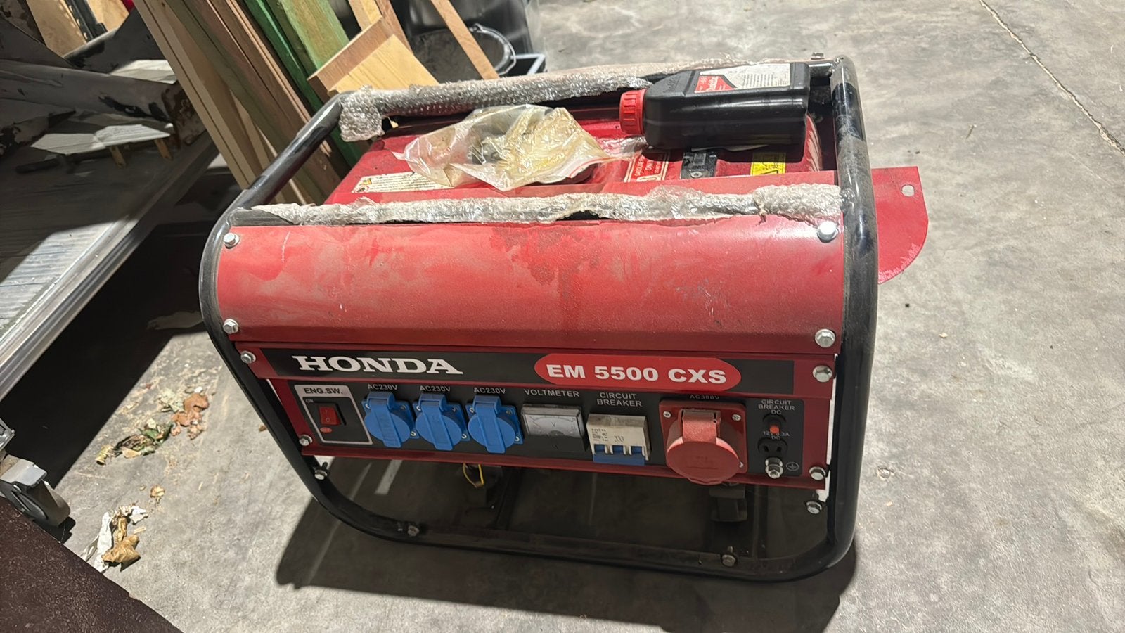 Generateur HONDA 13cv GX390, Enlèvement, Comme neuf