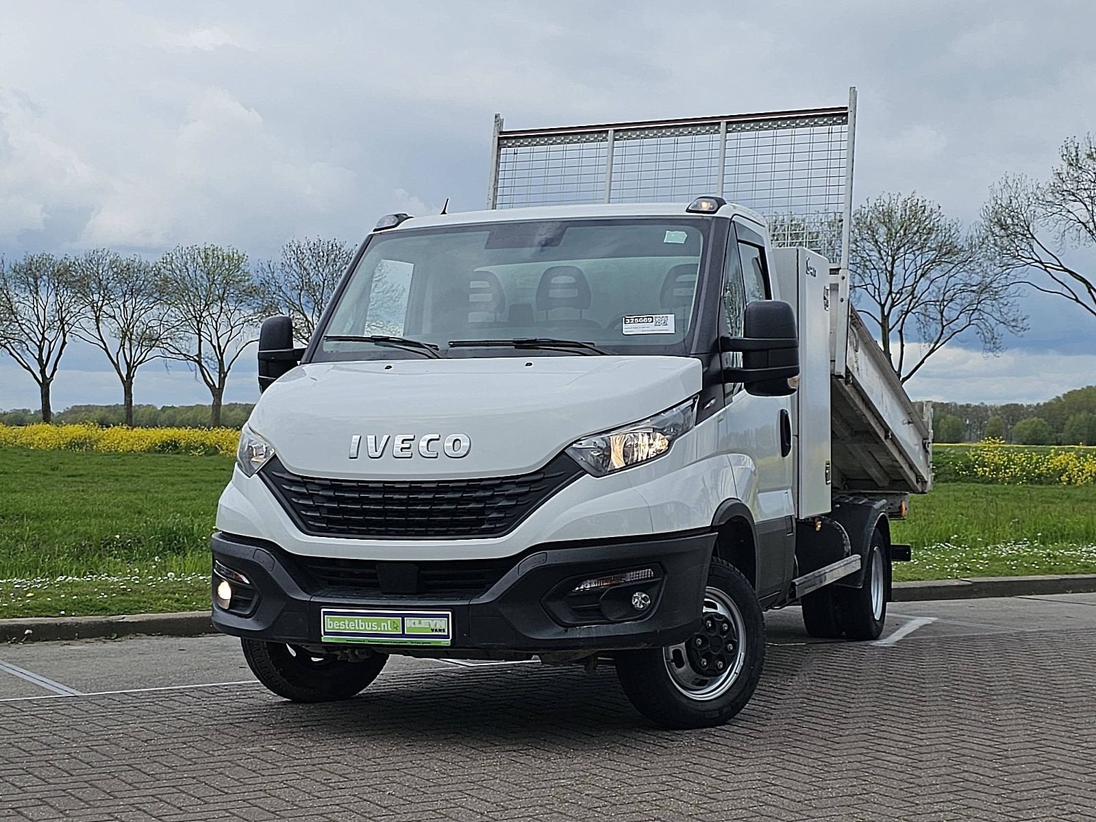 Iveco Daily 35C18HV 3.0 352 H2 (bj 2021), Achterwielaandrijving, Gebruikt, 4 cilinders, Iveco