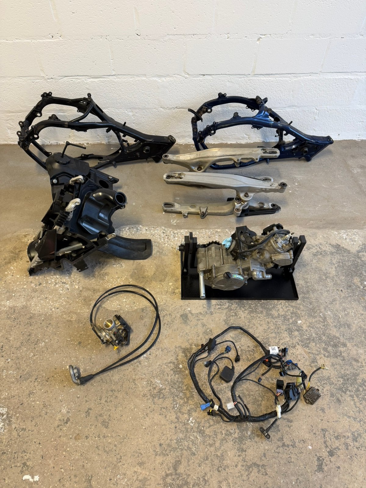 Husqvarna ktm gasgas onderdelen, Ophalen