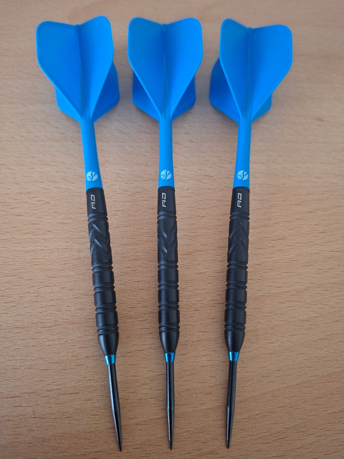 Gerwyn Price black 24 gram, Sport en Fitness, Darts, Ophalen, Zo goed als nieuw, Pijlen