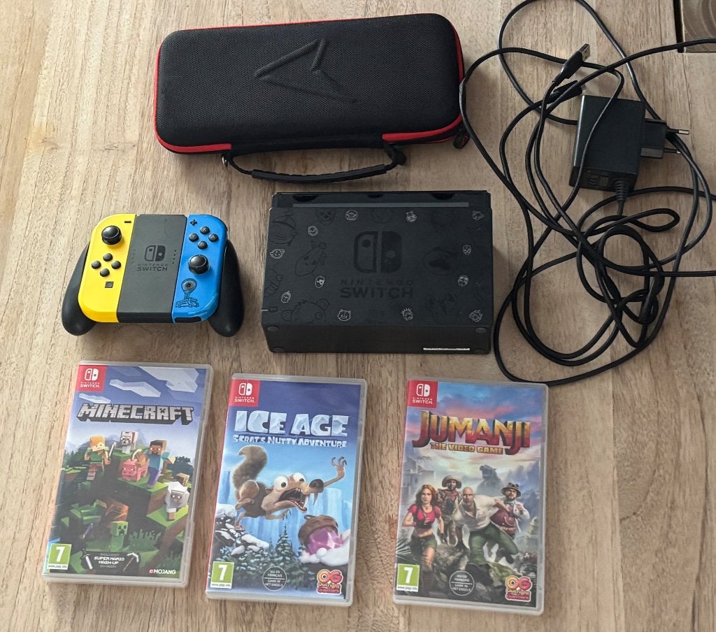 Nintendo switch, Games en Spelcomputers, Spelcomputers | Nintendo Switch, Ophalen, Gebruikt, Met 2 controllers, Met games