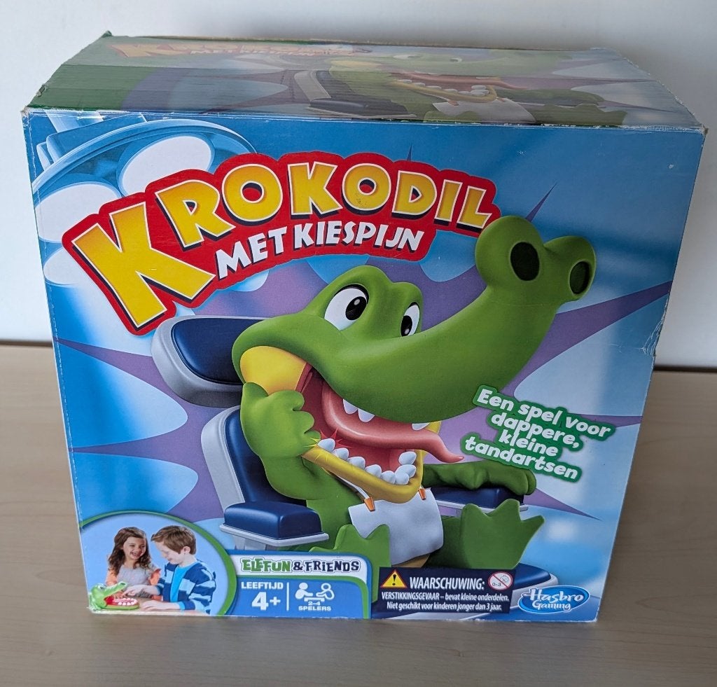 Krokodil met kiespijn, Ophalen, HASBRO