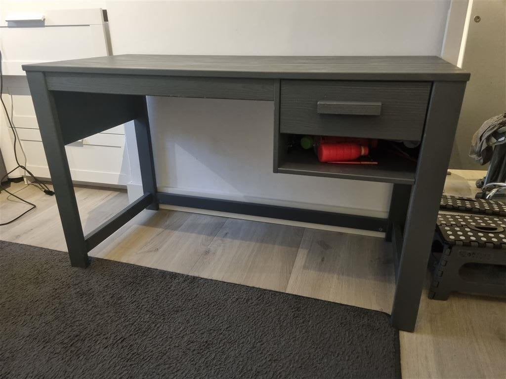 WOOOD Dennis Bureau [donker]grijs, Ophalen of Verzenden, Gebruikt