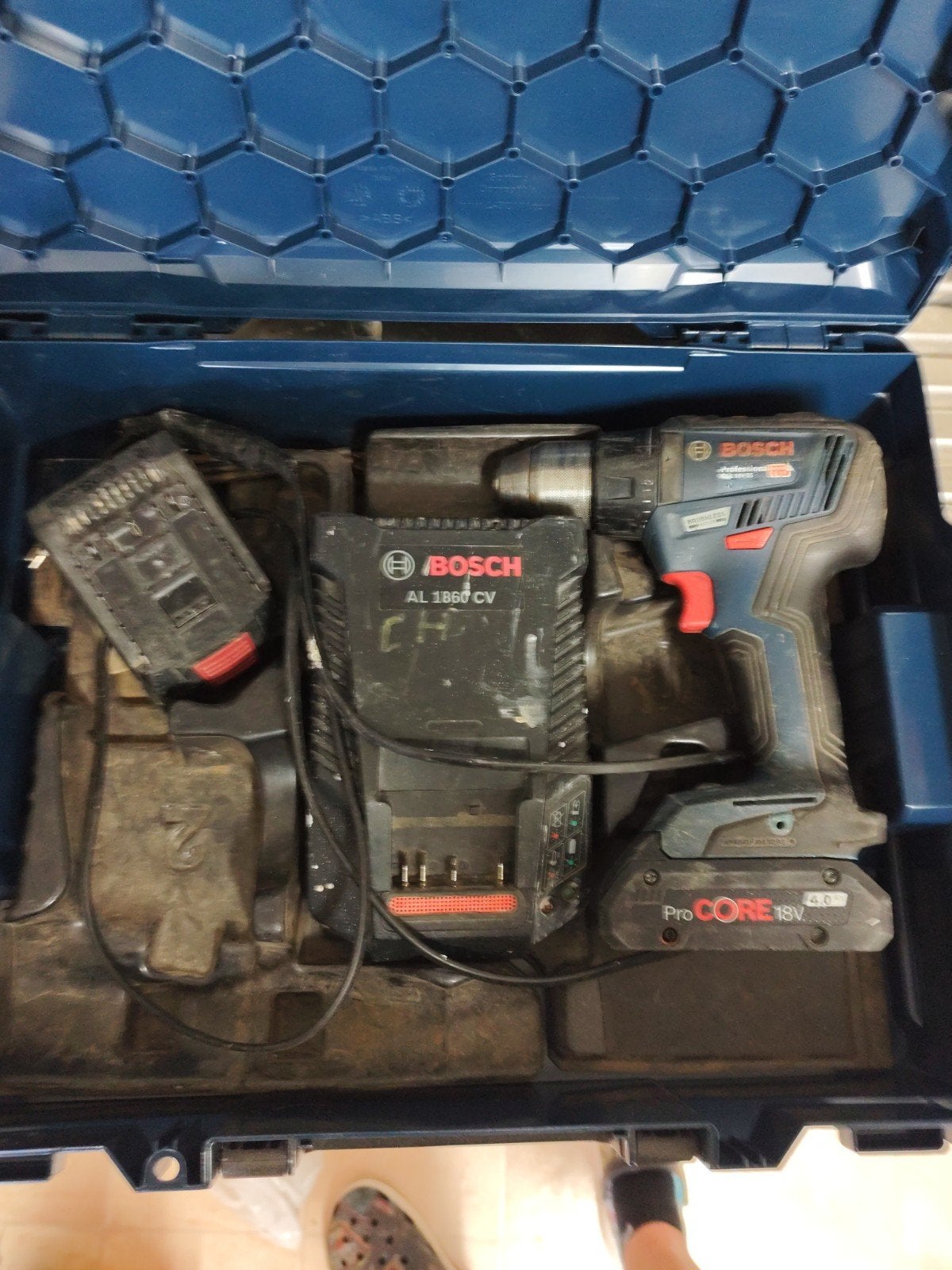 foreuse Bosch Bleu ( professionnel, Enlèvement, Utilisé, Foreuse et Perceuse, Vitesse variable