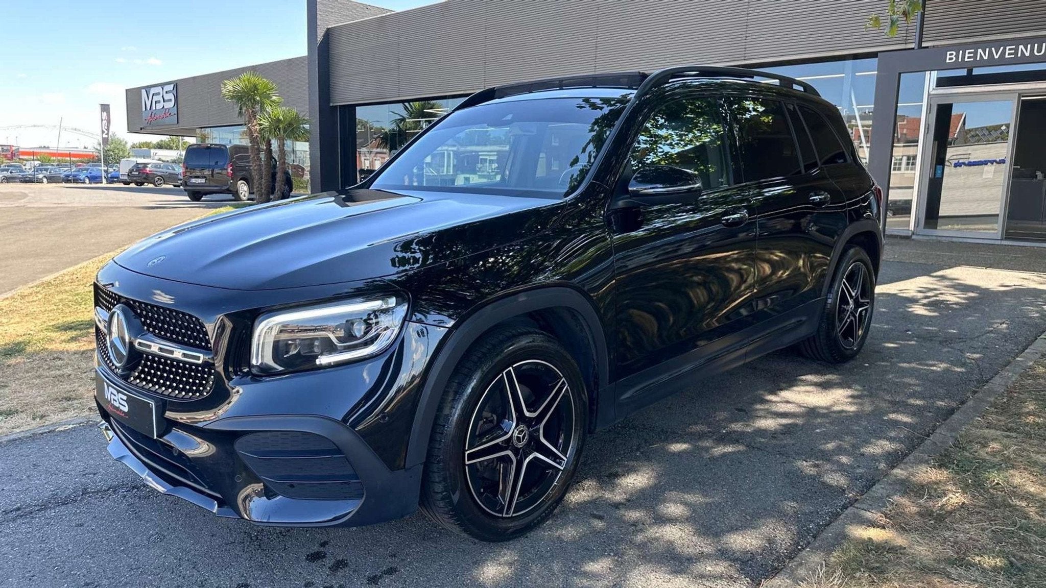 Mercedes-Benz GLB 200 * PACK AMG* TOIT PANO* CAMERA* LED*, Autos, 1332 cm³, Achat, Entreprise, 5 places