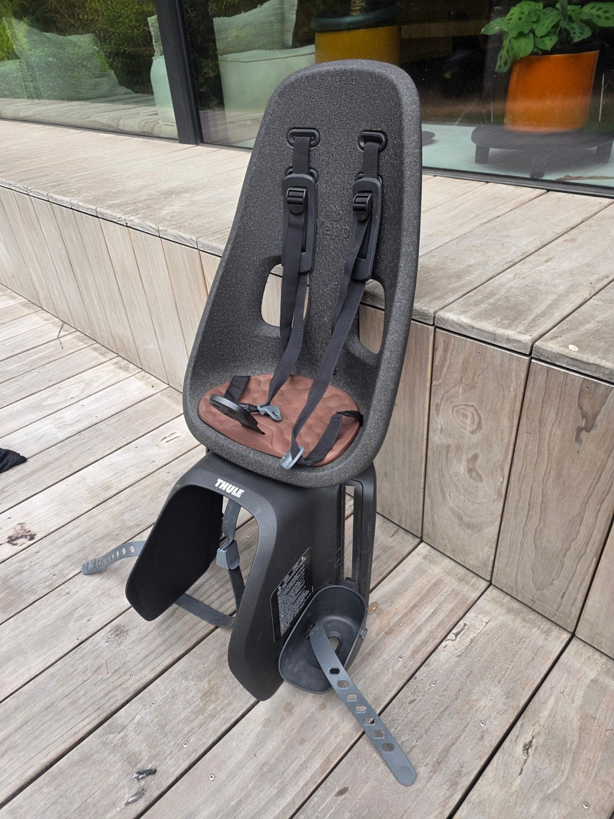 Thule kinderzitje Yepp, Fietsen en Brommers, Fietsaccessoires | Fietsstoeltjes, Ophalen, Achterzitje, Voetsteuntjes, Yepp (Thule)