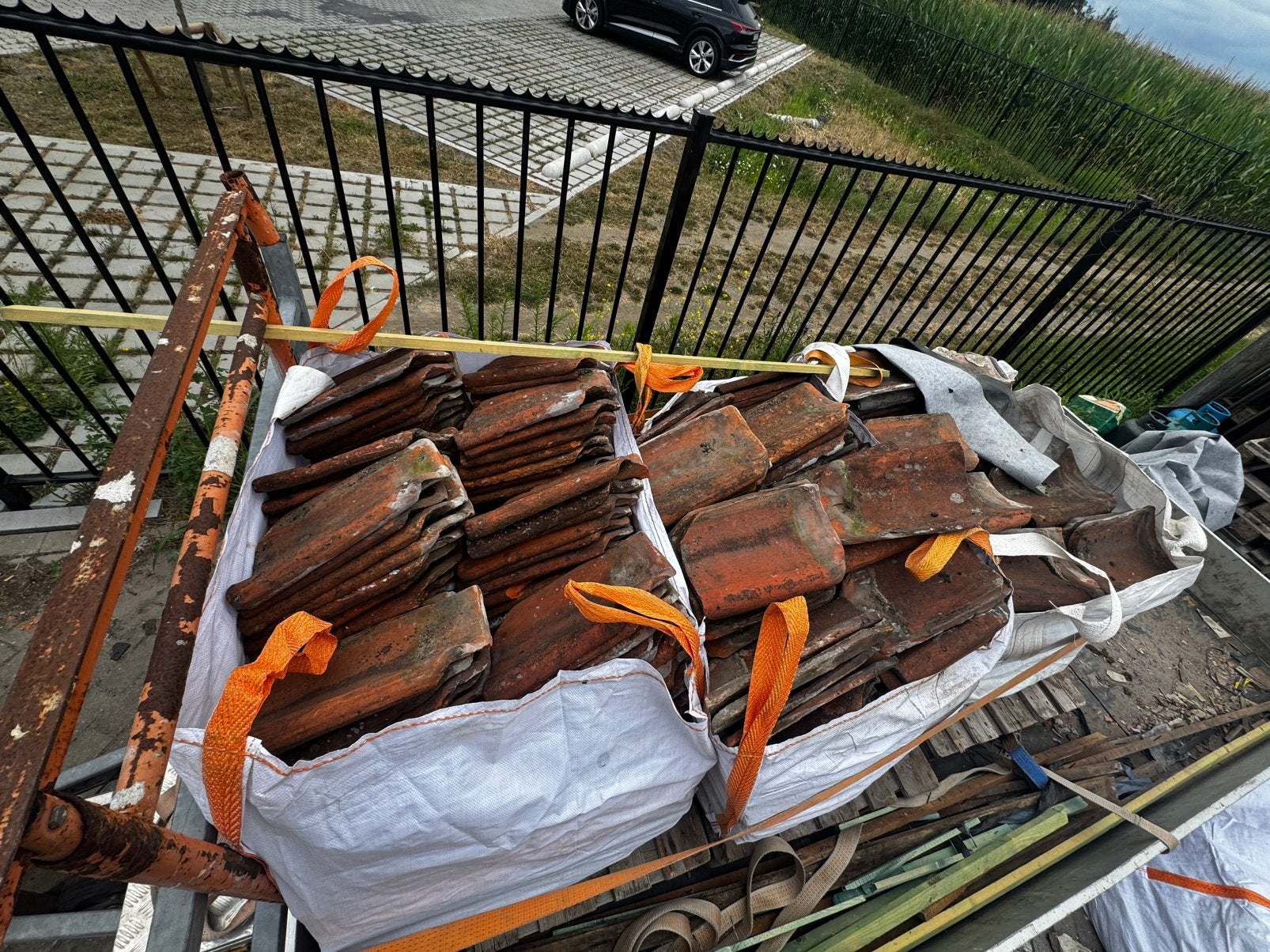 Boomse pannen, Doe-het-zelf en Bouw, Dakpannen en Dakbedekking, Ophalen, Dakpannen