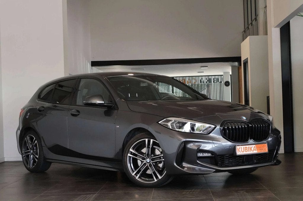 BMW 1 Serie 116 116iA OPF M-Pack CruiseC SfeerV Garantie*, Automaat, 1 Reeks, Gebruikt, Multifunctioneel stuurwiel
