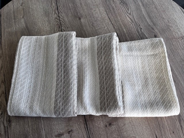 Overgordijnen / draperieën ( 3 stuks ), Huis en Inrichting, Ophalen of Verzenden, Zo goed als nieuw, Beige, Overgordijn