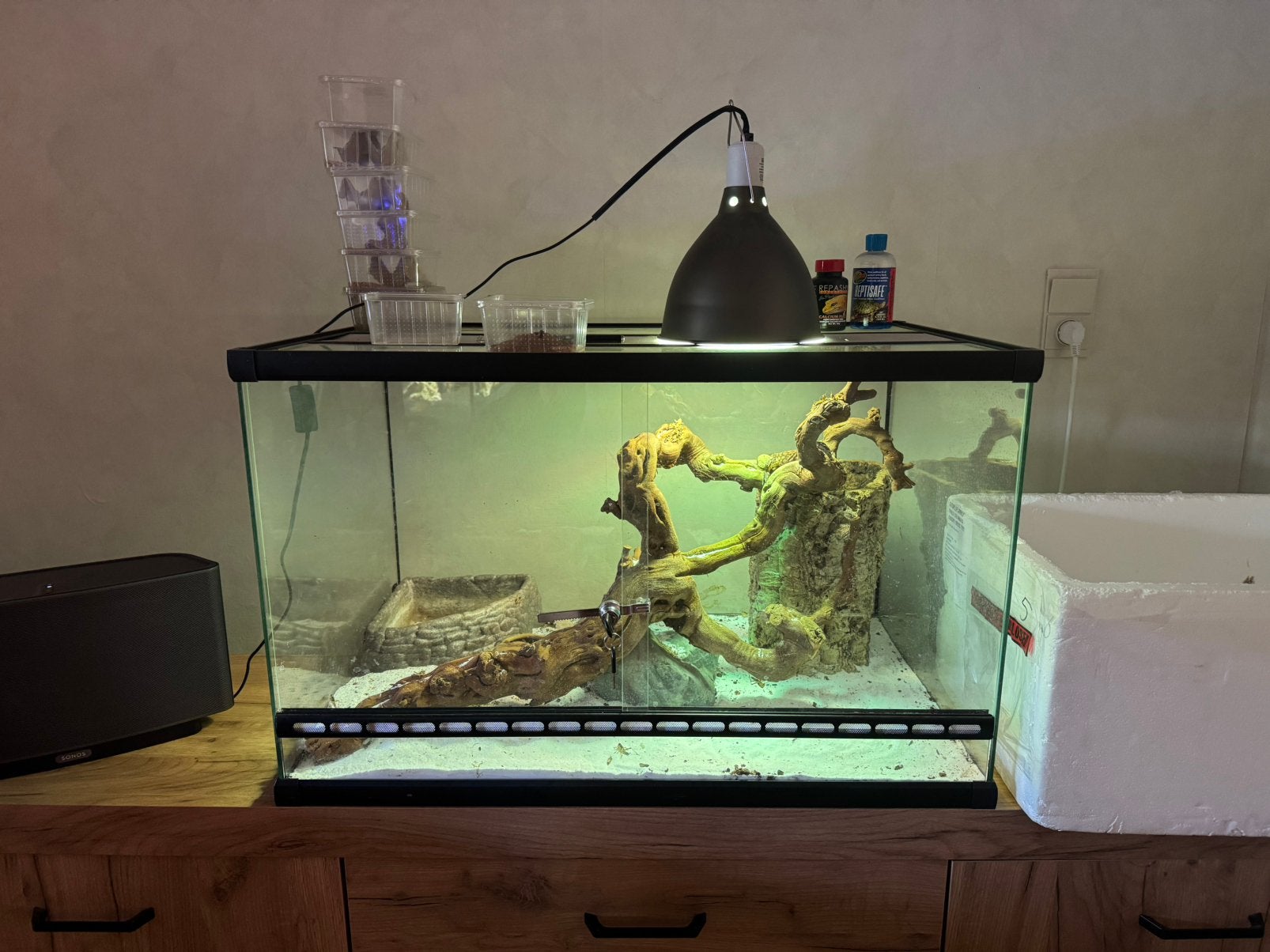 Moniteur Ackie avec terrarium, Enlèvement, Comme neuf