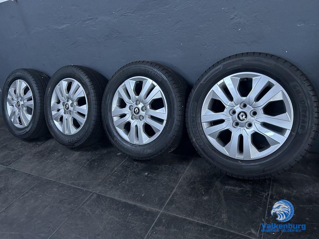 Nieuwe originele Renault Trafic Facelift 17 inch velgen 5x11, -, -, Banden en Velgen, Nieuw