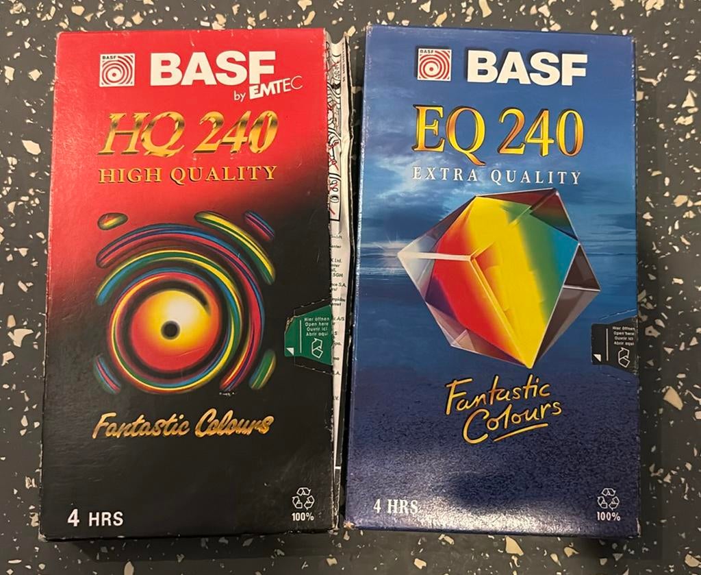 2 lege VHS cassette banden, Ophalen of Verzenden, Zo goed als nieuw