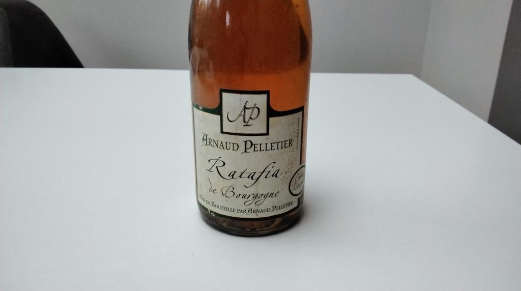 Vin Ratafia, Ophalen