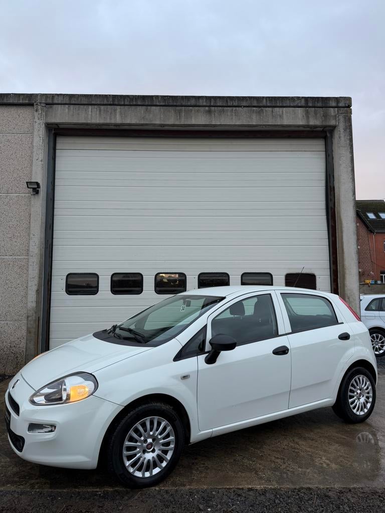 FIAT PUNTO 1.4 57KW BENZINE EURO6b 134.000KM, Auto's, Fiat, 57 kW, Stof, Euro 6, Parkeersensor