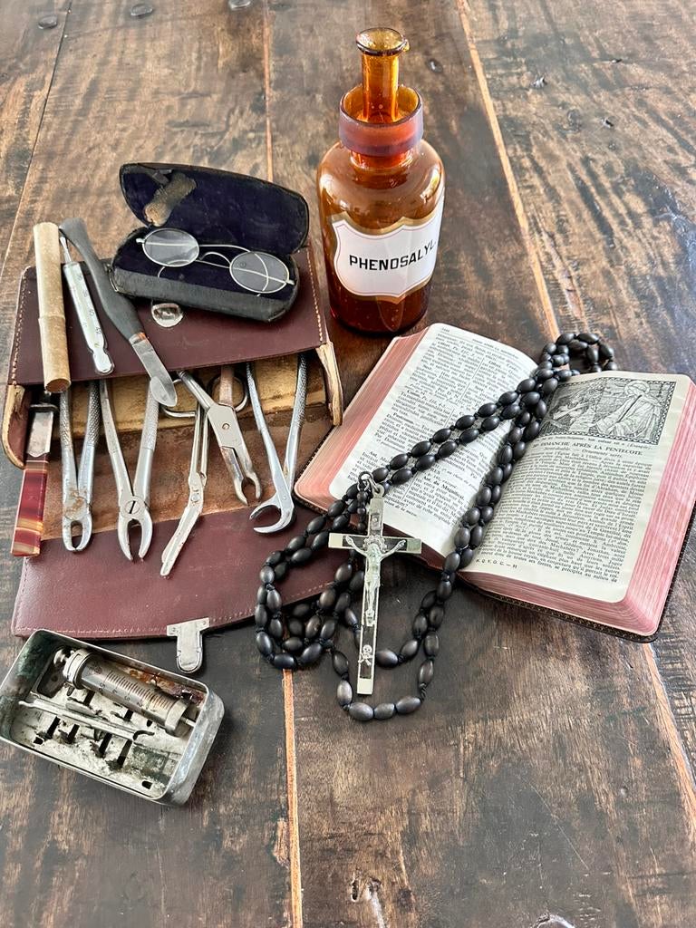 Kit de voyage pour dentiste | Instruments | Cassette Congo, Envoi